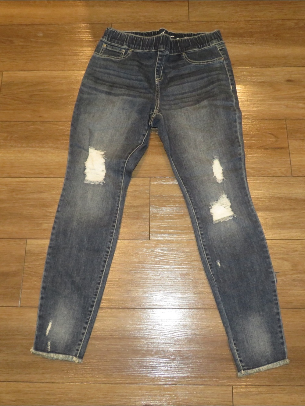 INC International Concepts Distressed Dark Blue Skinny Jeans